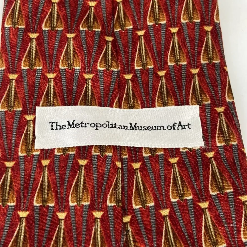 Vintage the metropolitan museum of art patterned silk tie
